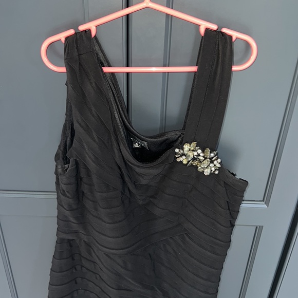 Xscape By Joanne Chen black ruffled ribbed dress - Picture 2 of 6